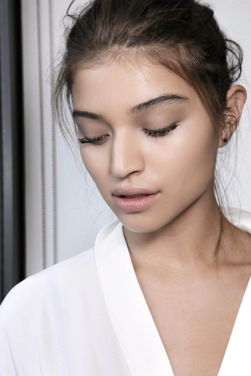 Get the Perfect Skin and Hair by Showering Properly
