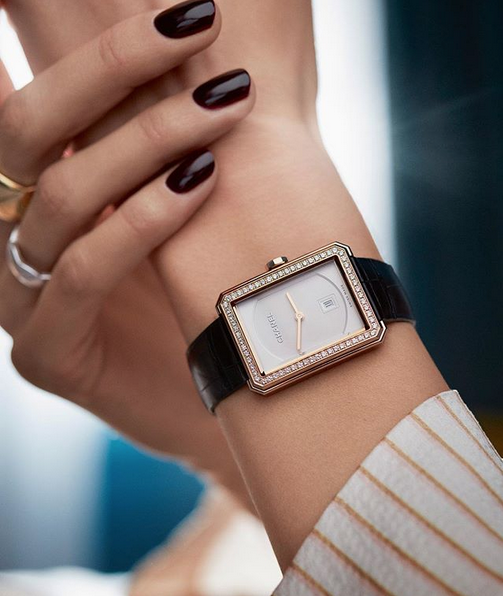 Let Diamonds Frame Your Time Teller
