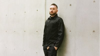 فندي تعيّن كيم جونز مديرًا فنيًّا جديدًا لقسم الأزياء النّسائيّة