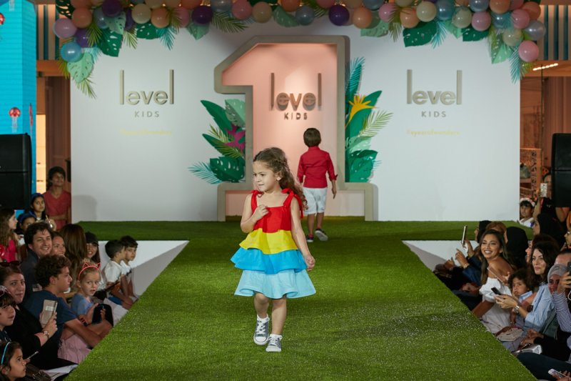 <strong>دي غريسوغونو،</strong> عقد Tubetto<br />
<br />
&nbsp;