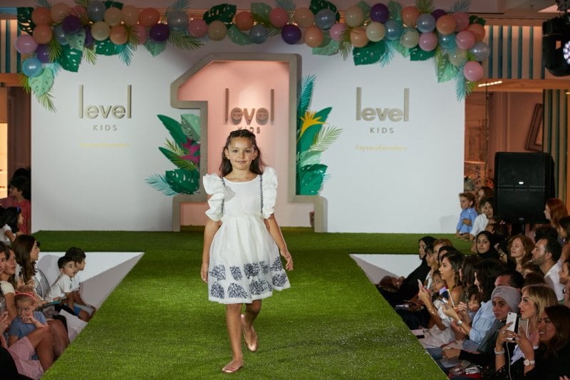 <strong>فان كليف أند آربلز،</strong> خاتم Magic Alhambra<br />
&nbsp;