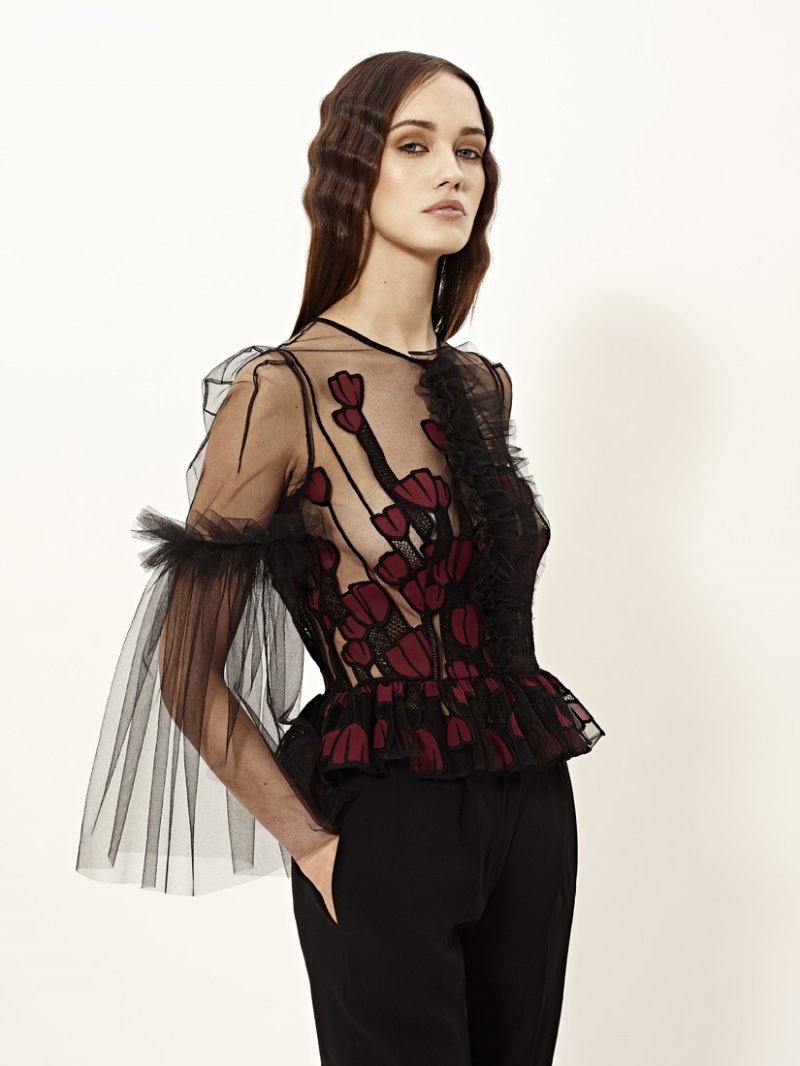 دولتشي أند غابانا<br />
<em>من موقع</em> <em>Melijoe</em><em>.com</em><br />
&nbsp;