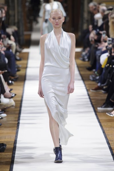 Glamor Dressing in Satin
