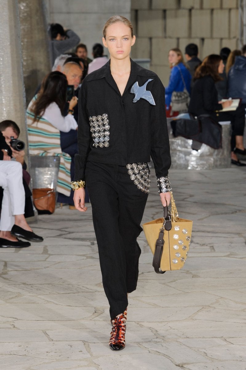 Loewe Spring 2016 Ready To Wear | Azyaamode