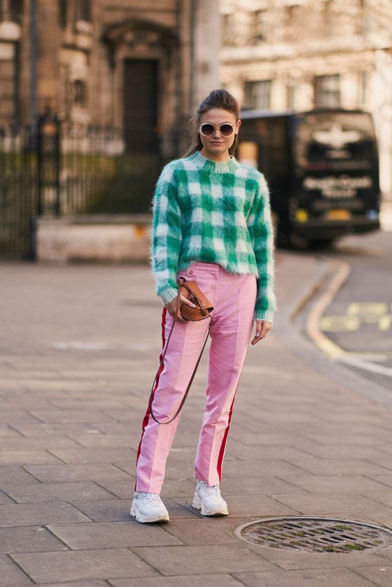 لا تستطيعون الذهاب إلى السينما؟ لا مشكلة، اطفئوا الأضواء، حضّروا الفوشار، اختاروا فيلمكم المفضّل واستمتعوا به عائليًّا في إحدى الأمسية!