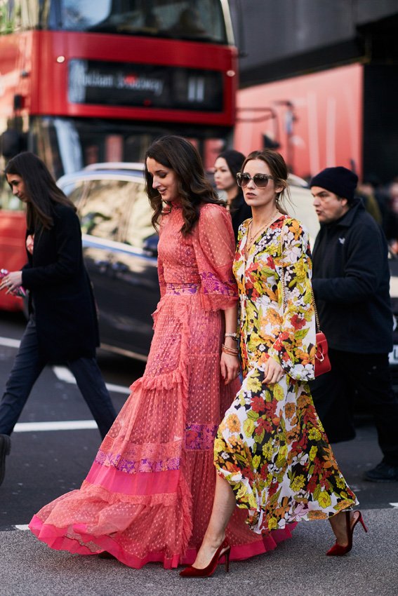 <p>إذا كنت تواجهين صعوبة بتهدئة أولادك ولا تريدينهم أن يستمروا باستخدام ألعابهم الالكترونيّة لوقت طويل، حاولي ممارسة التأمّل معهم. من جهة، ستساعدين أجسامكم على الاسترخاء، ومن جهة أخرى سيقومون بما هو مسلّ ومفيد في الوقت عينه.</p>
