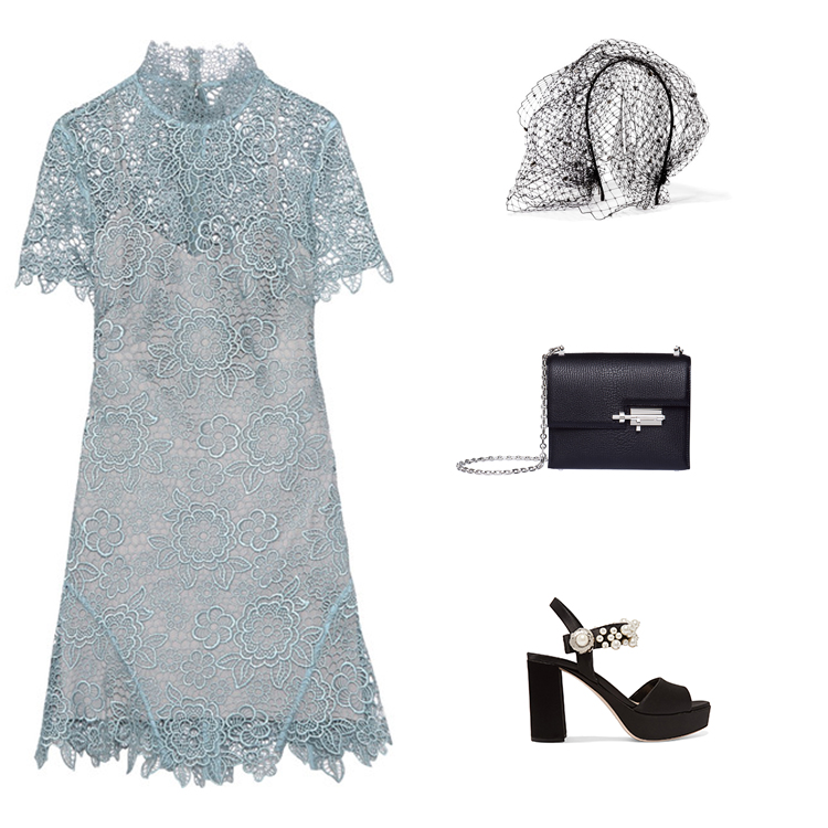 حذاء القارب من هاكيت<br />
<em>من موقع</em> <em>Melijoe.com</em><br />
&nbsp;