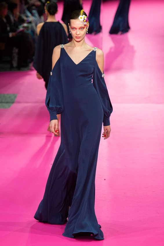 سان لوران<br />
&nbsp;