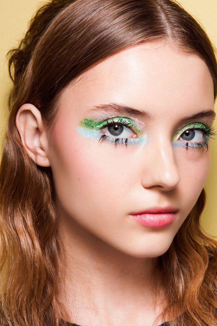 Beauty Tip of the Week – Neon for Spring
