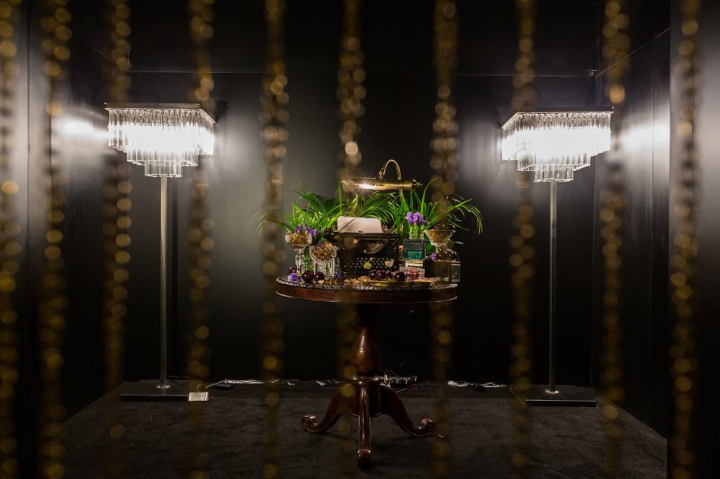 <strong>أوليفيا باليرمو </strong>في عرض أزياء مجموعة بربري لربيع وصيف 2017