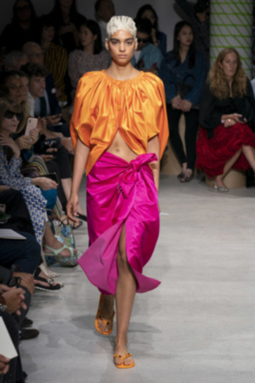 سوار&nbsp;<span dir=LTR>Galons Dior</span><br />
&nbsp;