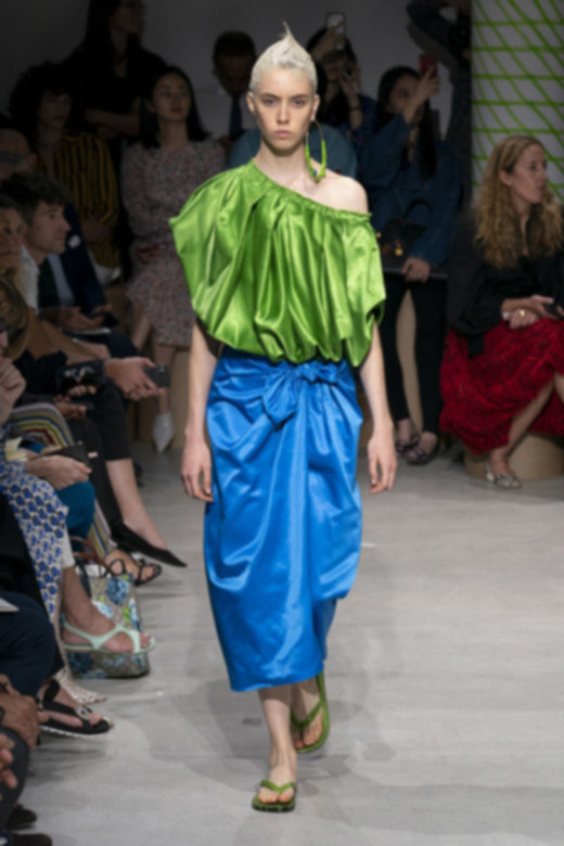 خاتم&nbsp;<span dir=LTR>Galons Dior</span><br />
&nbsp;