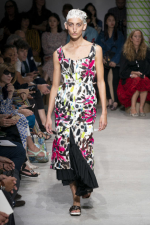 أقراط&nbsp;<span dir=LTR>Galons Dior</span>