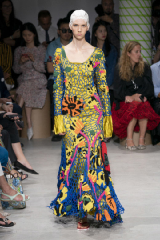 عقد&nbsp;<span dir=LTR>D&eacute;ferlante</span><br />
&nbsp;