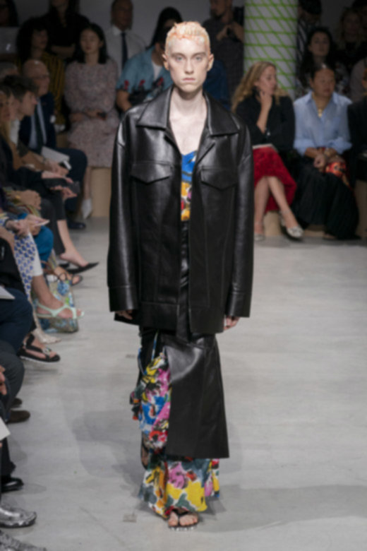 خاتم زواج&nbsp;<span dir=LTR>Quatre Black Edition</span><br />
&nbsp;