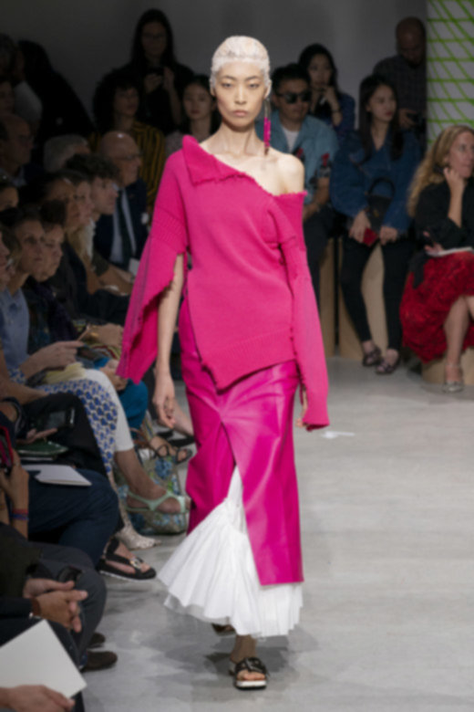 قلادة&nbsp;<span dir=LTR>Quatre Black Edition</span><br />
&nbsp;