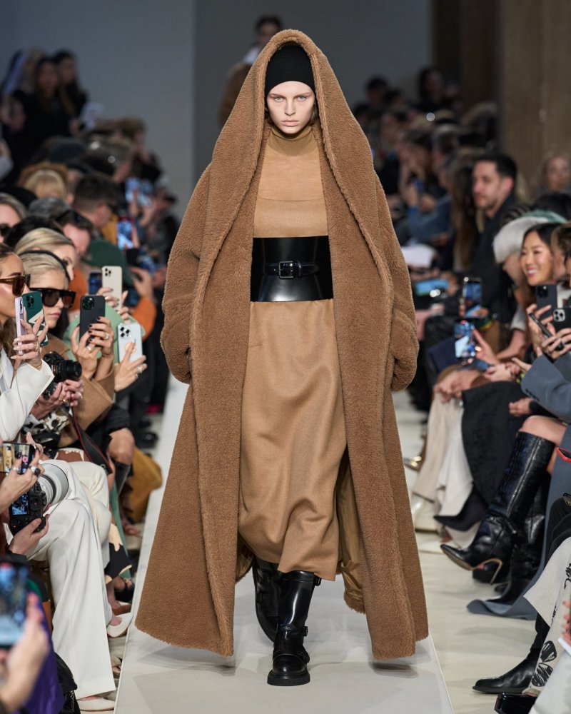 Max Mara Fall/Winter 2023 Ready-to-Wear
