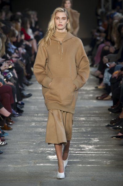 Max Mara Fall/Winter 2017-2018 Collection
