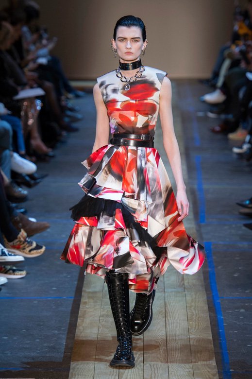 فالنتينو<br />
&nbsp;