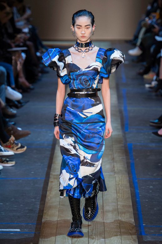 كلوي<br />
&nbsp;