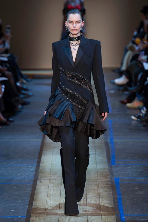 سيلين<br />
&nbsp;