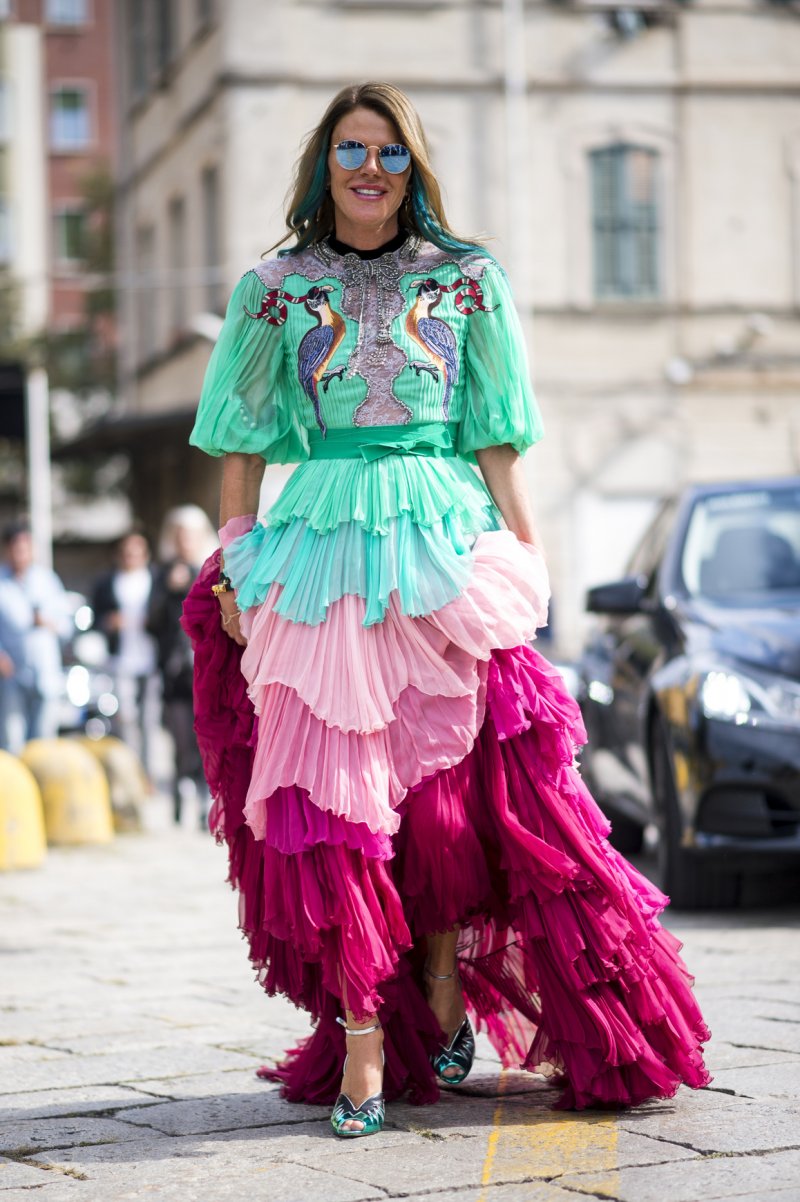 علامة Hunza G<br />
<em>من موقع</em> <em>Net-A-Porter</em><br />
&nbsp;