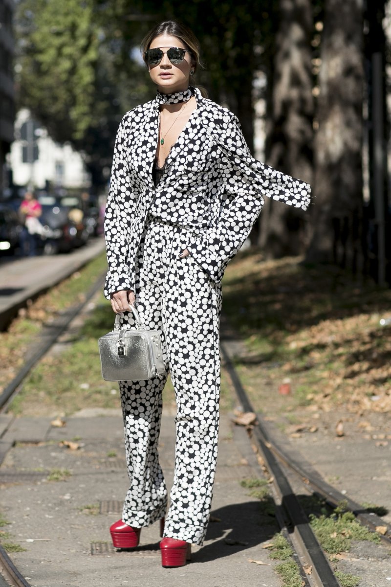 -<strong>دانييلا بينيدا</strong> في إطلالة من <strong>فرسوس فرساتشي</strong><br />
&nbsp;