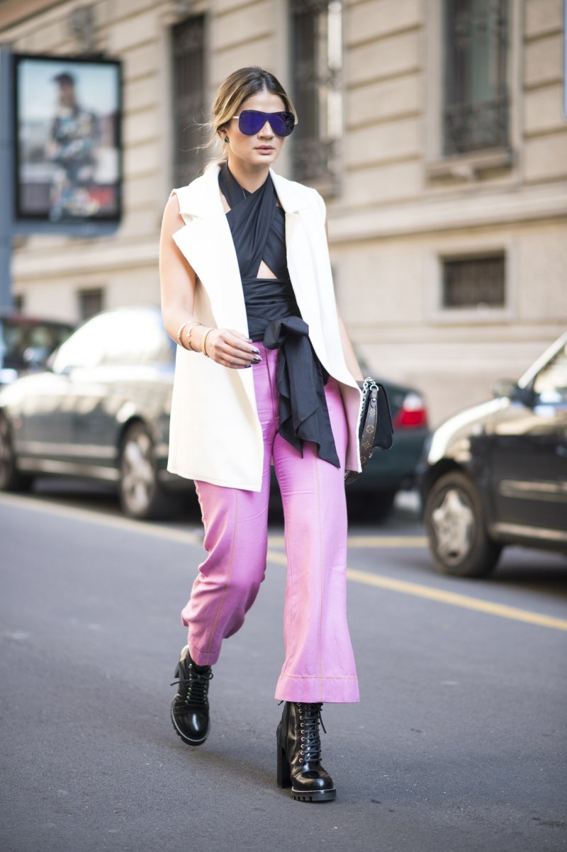 -<strong>ستايسي مارتن</strong> في إطلالة من <strong>شانيل </strong><strong>CHANEL</strong> في حفلة Serpentine Summer Party في لندن<br />
&nbsp;