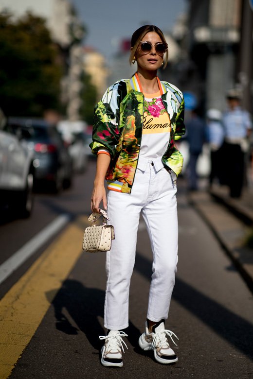 How to Wear Your Sneakers This Season &ndash; The Street Style Edition

