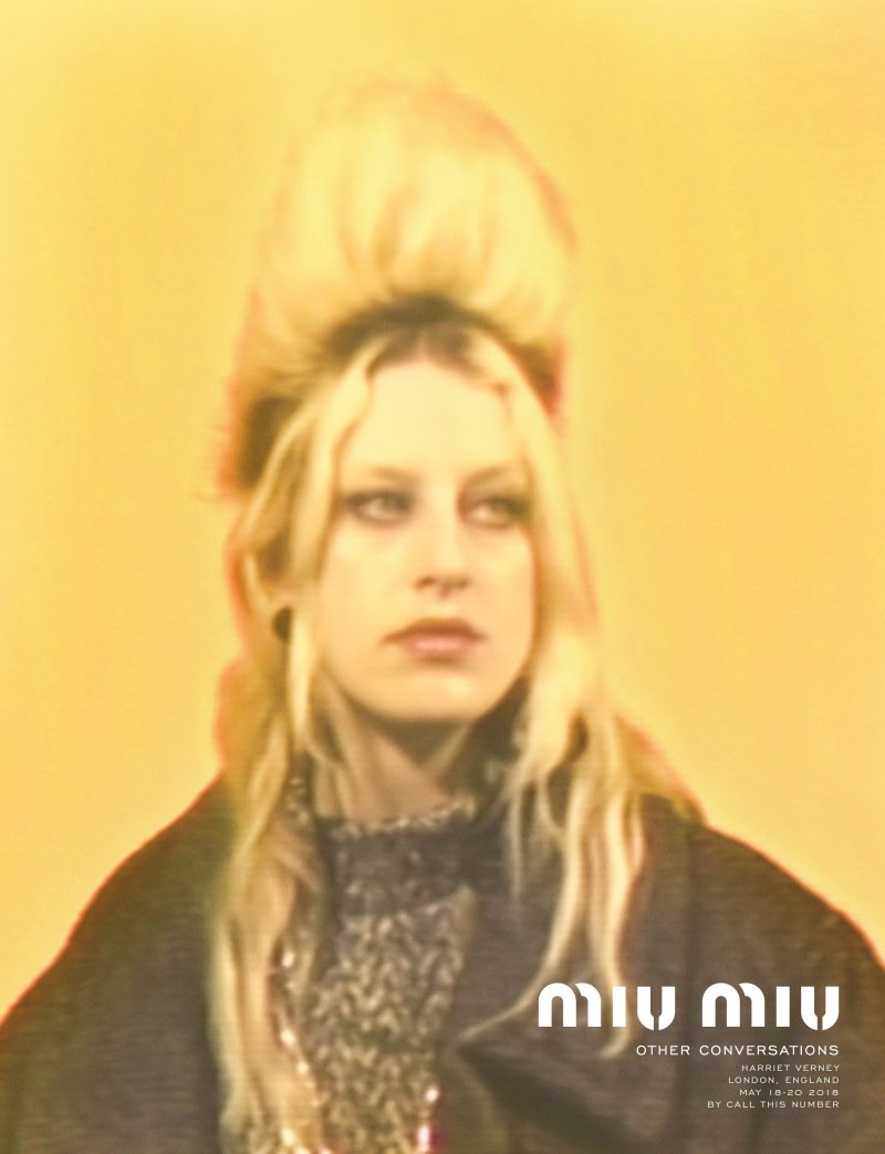 <strong>شوميه،</strong> أقراط <span dir=LTR>Jos&eacute;phine Aigrette Imp&eacute;riale</span><br />
&nbsp;