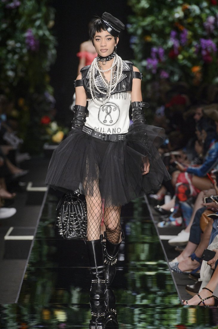 Moschino Spring Summer 2018 Collection Azyaamode
