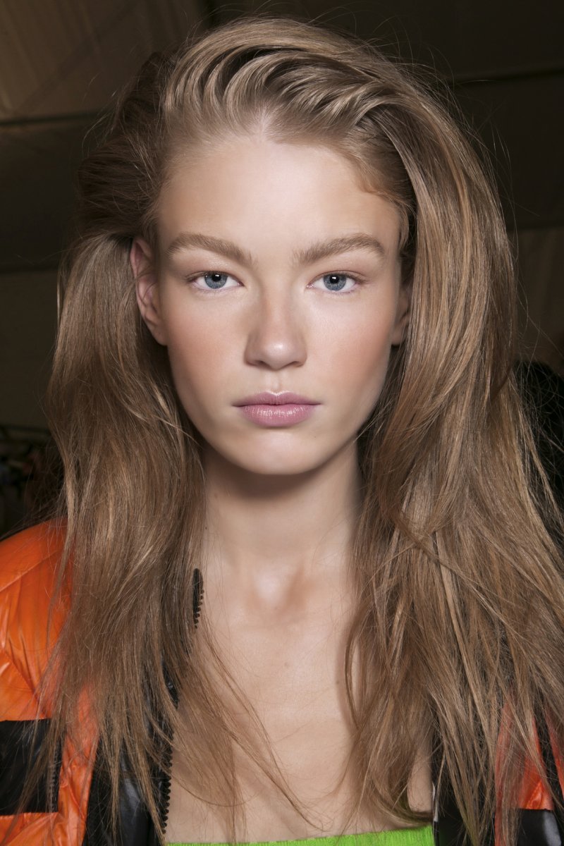 Nicolas Hallak’s Tips for a Glamorous Big Hair Look this Holiday Season
