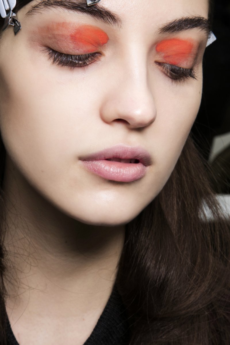 How to Enhance Your Eye Color with the Right Eyeshadow Shade
