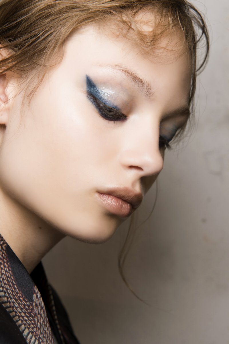 Beauty Tip of the Week – Colored Wings
