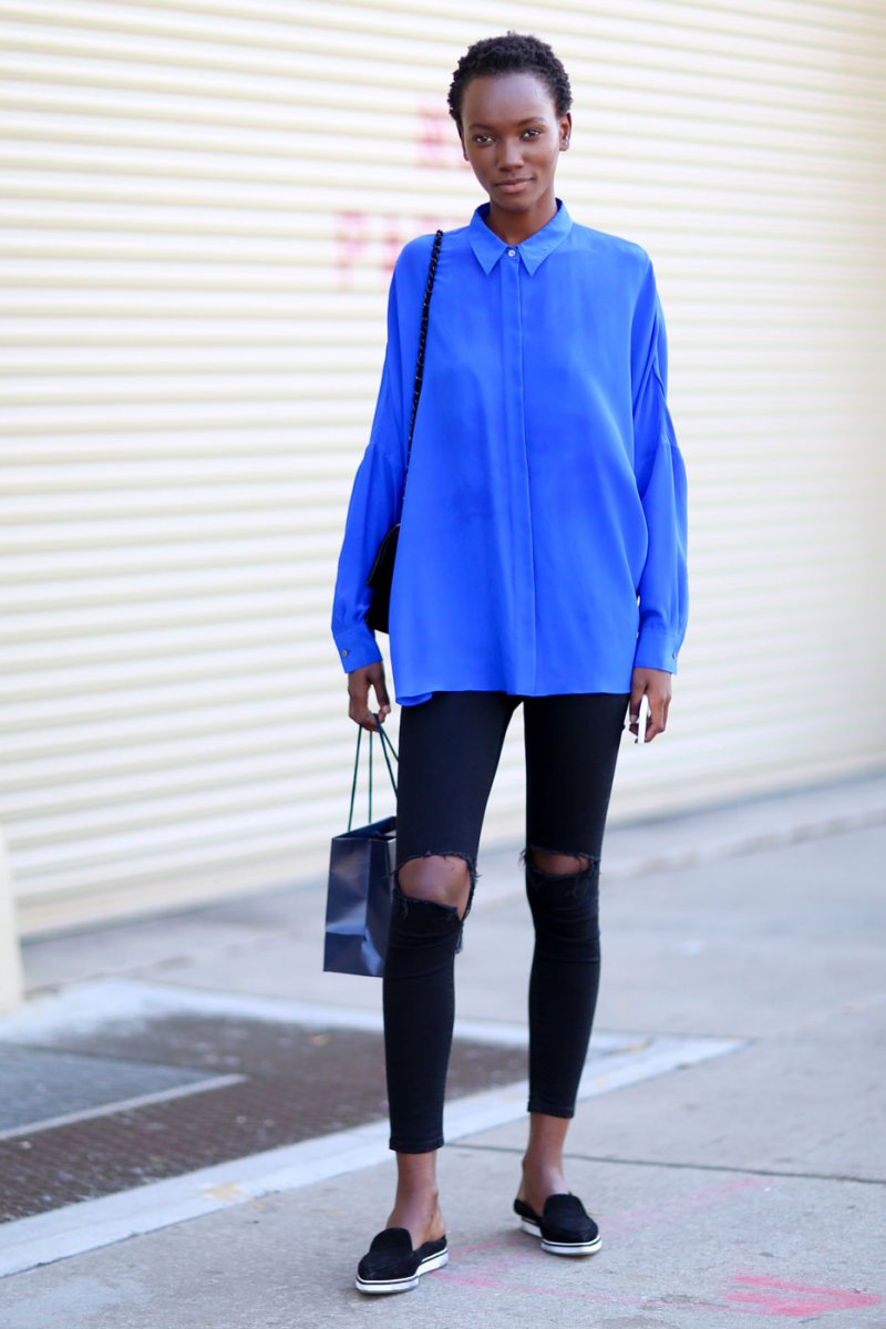 قميص صيفيّ من لاكوست<br />
&nbsp;<br />
&nbsp;