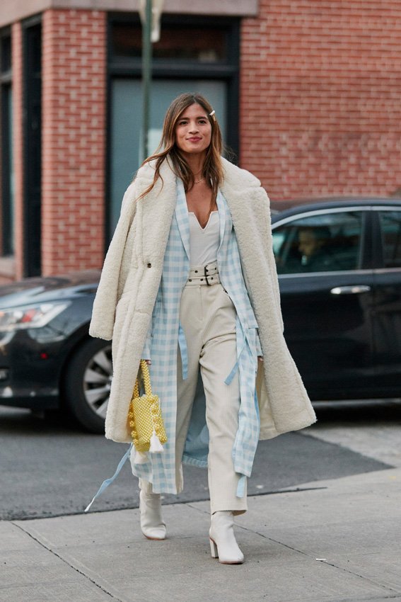 <strong>لاتيكس</strong><br />
بالمان<br />
&nbsp;