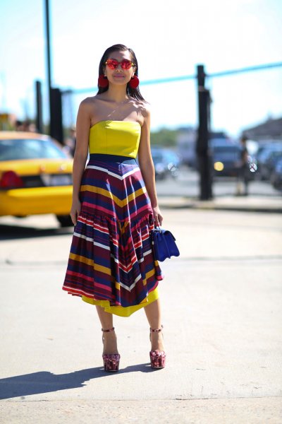 Weekend Mode On: Women Street Style Inspiration
