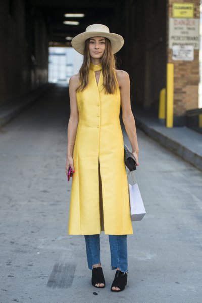 Clashing Colors Fashionably