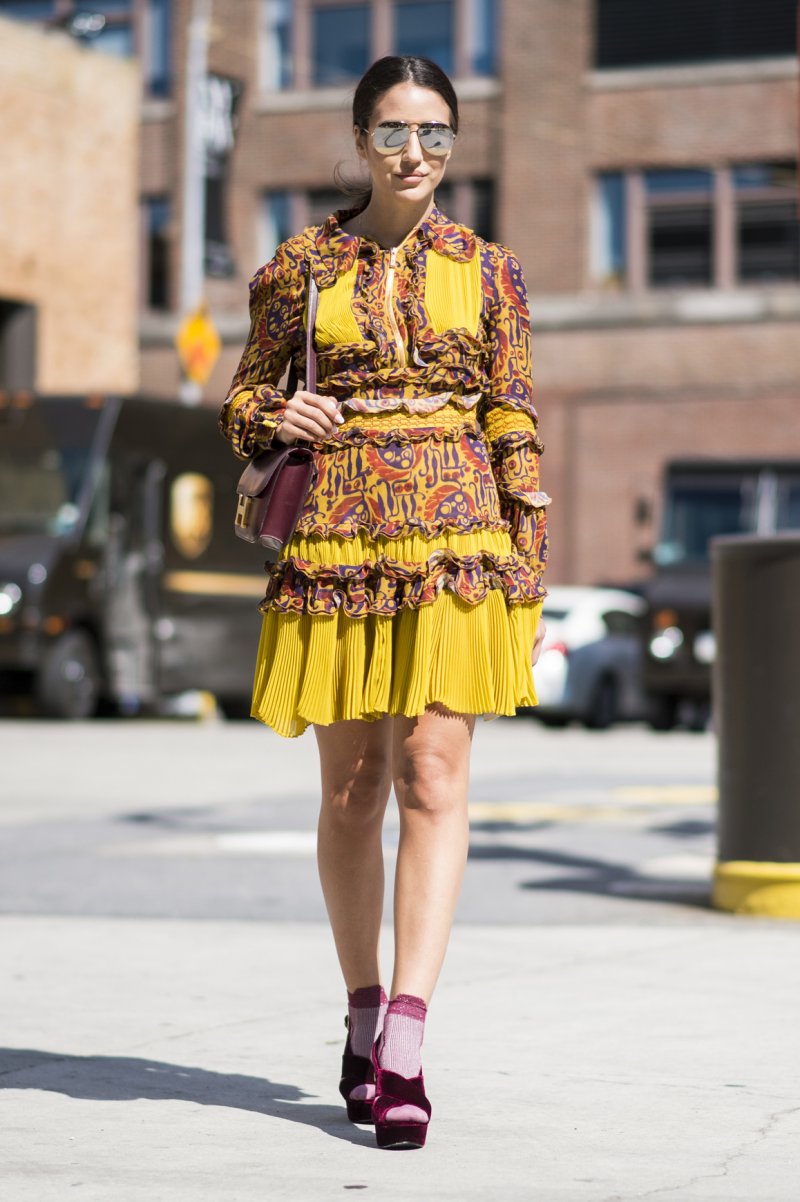 <strong>تصاميم يجب أن تشتريها حتماً</strong><br />
ديور<br />
&nbsp;