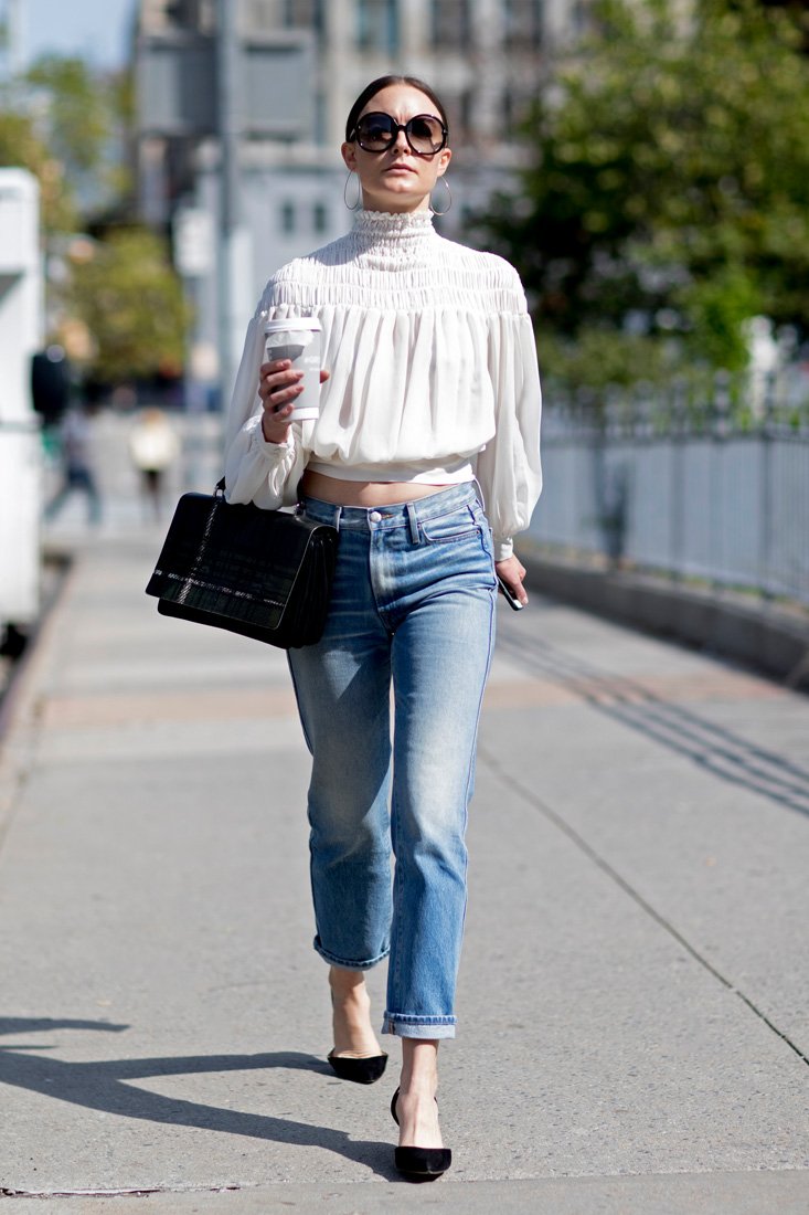 <p><strong>عالم ديزني </strong></p>

<p>سواء أخترت السّفر إلى كاليفورنيا أو باريس أو هونغ كونغ أو حتّى طوكيو أو أيّة جنّة ديزني أخرى من بين 12 موقع موزّع في العالم، هذا المكان السّاحر هو حلم كلّ ولد صغير في العالم.</p>
