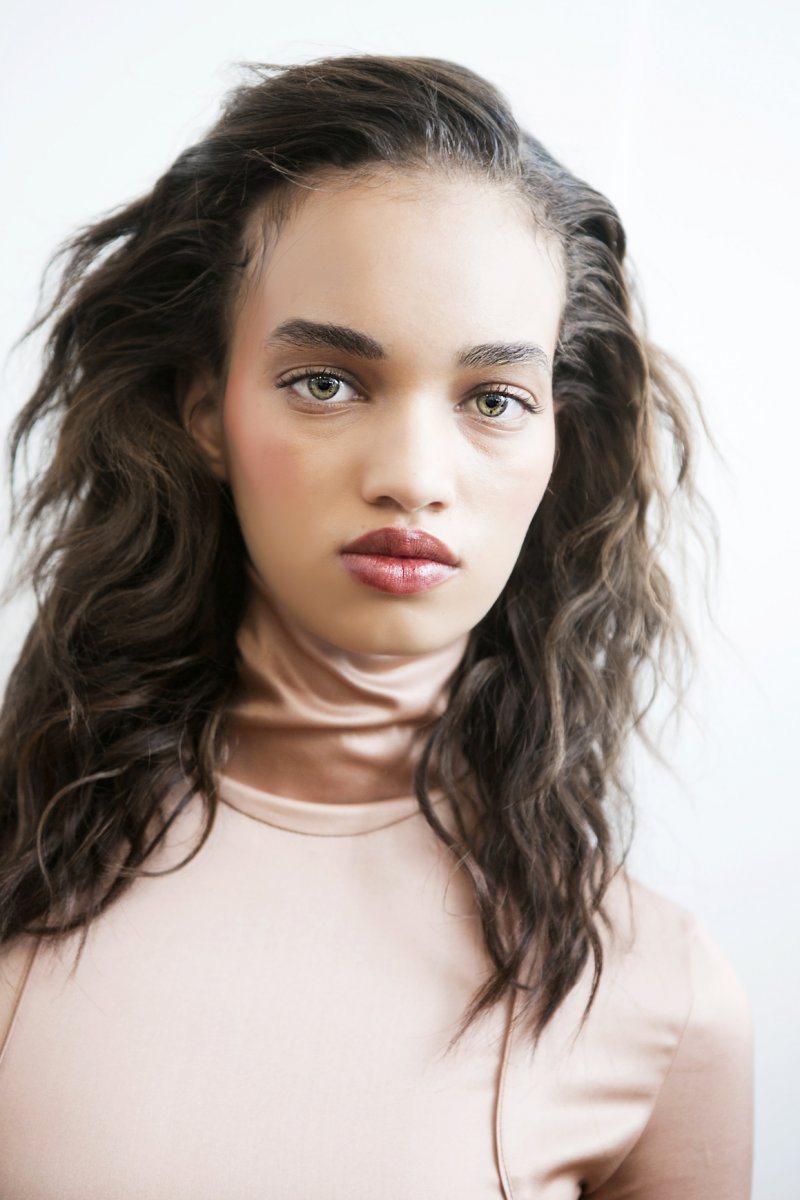 Beauty Tip of the Week – Desert  Rose Gold
