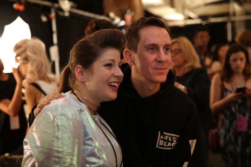 من علامة Carr&eacute;ment Beau<br />
<em>من موقع </em><em>Melijoe.com</em><br />
&nbsp;