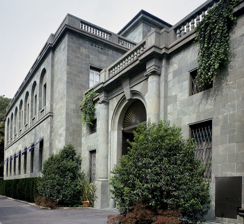 هل علمتم ...بإطلاق رالف لورين لموقع الرّقي الجديد الخاصّ؟
