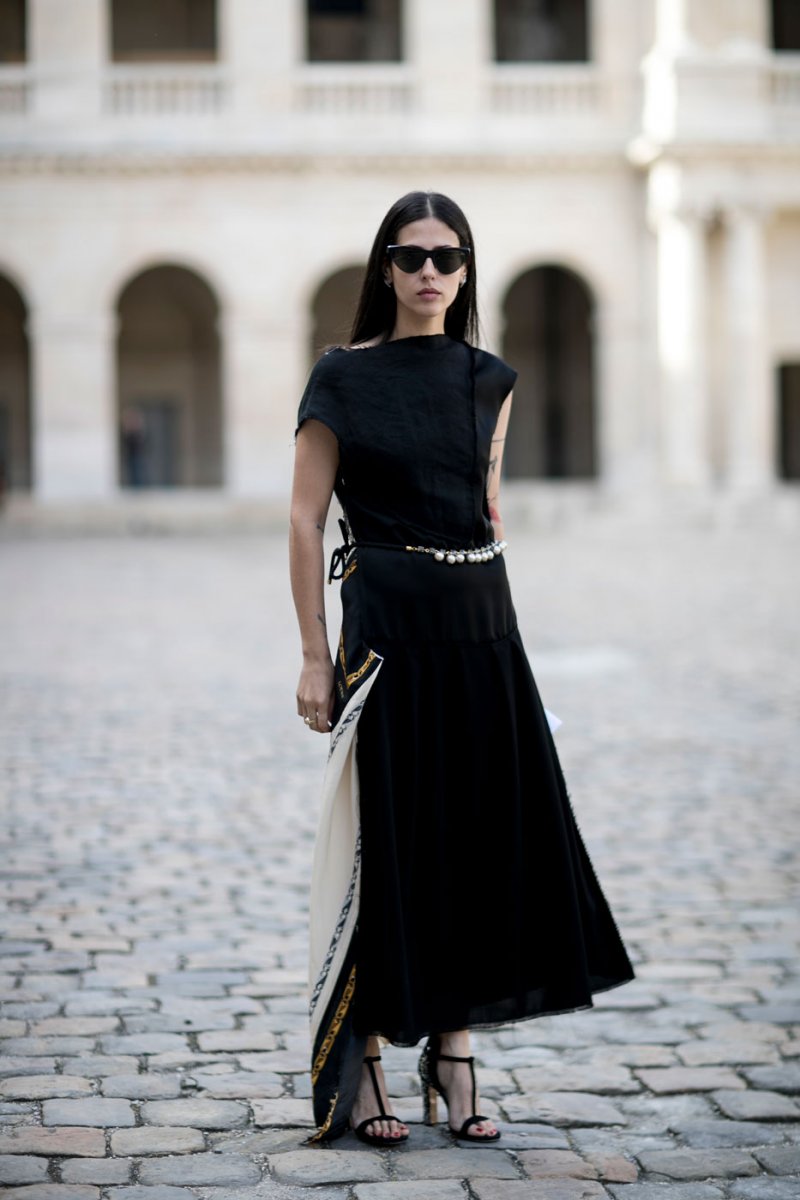 علامة Uzurii<br />
<em>متوفّرة لدى متجر هارفي نيكلز-دبي </em><br />
&nbsp;