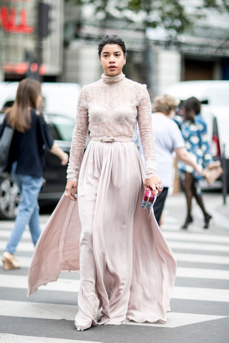 دائماً ما تكون الضّفائر على رأس لائحة تقارير الصّيحات، وتعتبر الفوضاويّة منها أفضلها!<br />
<strong>من عرض مجموعة كوتور جان بول غوتييه لربيع وصيف 2017 </strong><br />
&nbsp;<br />
&nbsp;