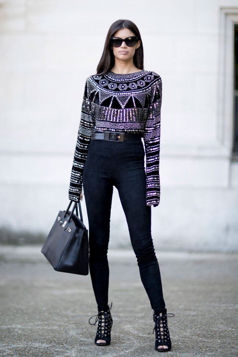 جيفانشي<br />
<em>من موقع</em> <em>Net-A-Porter</em>
