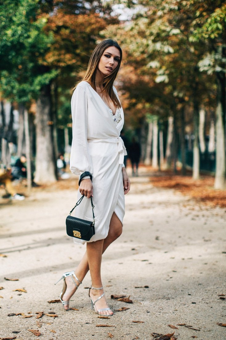 <strong>علامة</strong> <strong><span dir=LTR>Surrat Beauty</span></strong><strong>،</strong> مستحضر <span dir=LTR>Lip Lustre</span> بلون <span dir=LTR>Flamant 7</span><br />
<em>من موقع</em> <em><span dir=LTR>Net-a-Porter</span></em><br />
&nbsp;