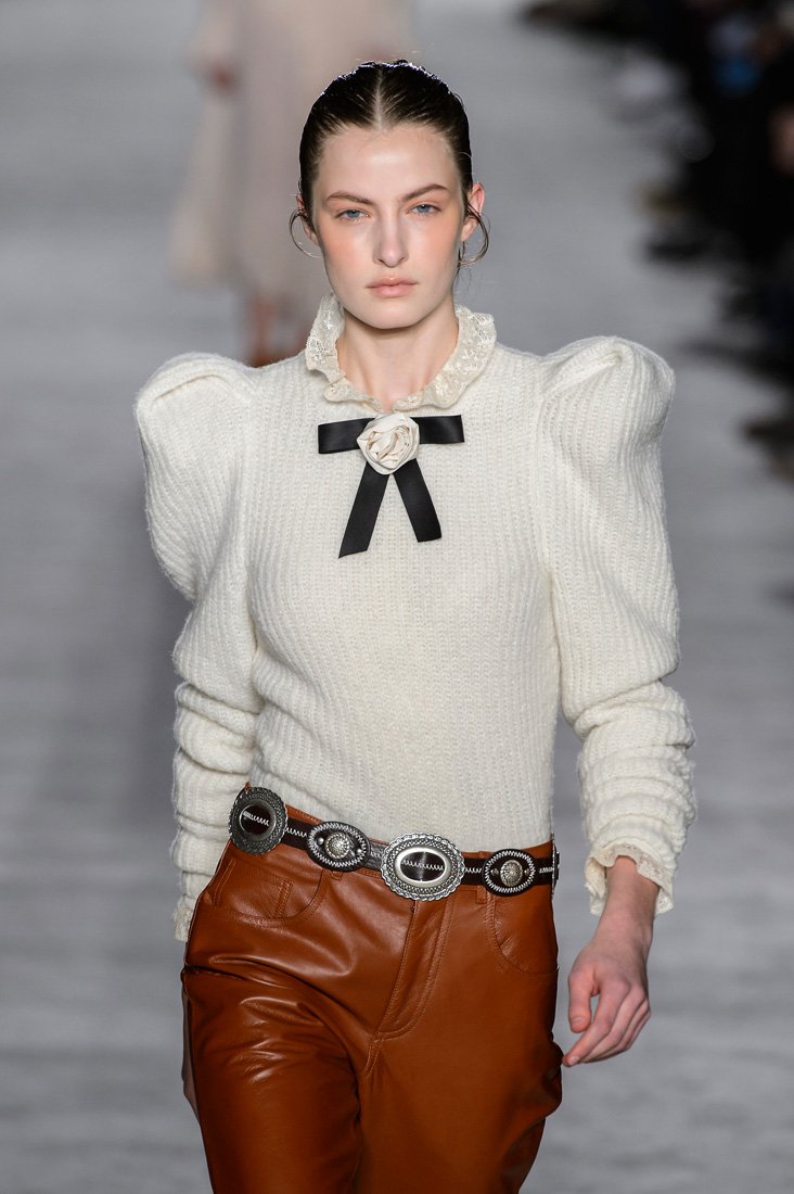 القمصان الصّوفيّة التي يجب أن تتواجد في خزانتك
