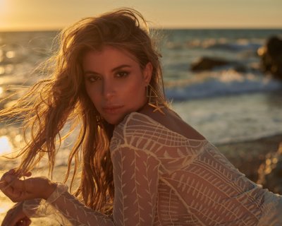 تعاون ريتا دحدح مع علامة Lynyer – مفهوم جديد للسحر الصيفيّ