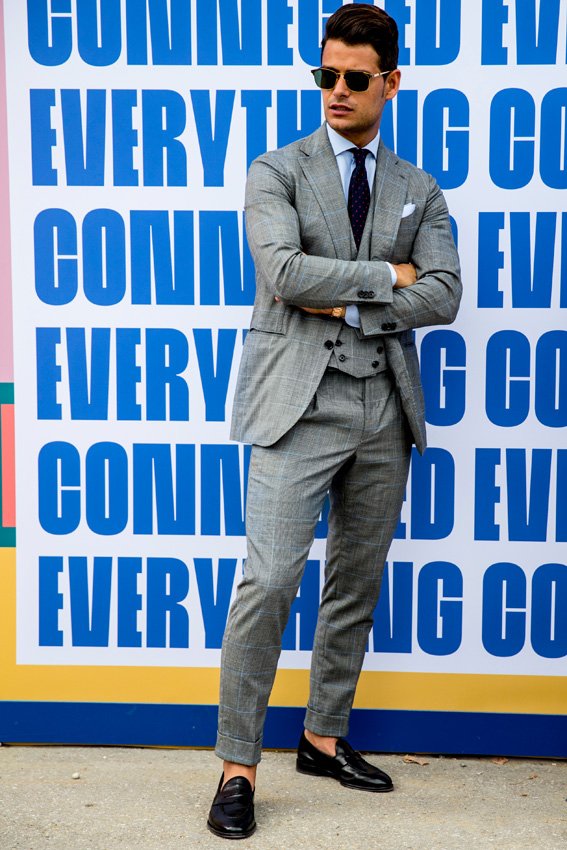 <strong>فان كليف أند آربلز</strong>&nbsp;سوار&nbsp;<span dir=LTR>Frivole</span><br />
&nbsp;